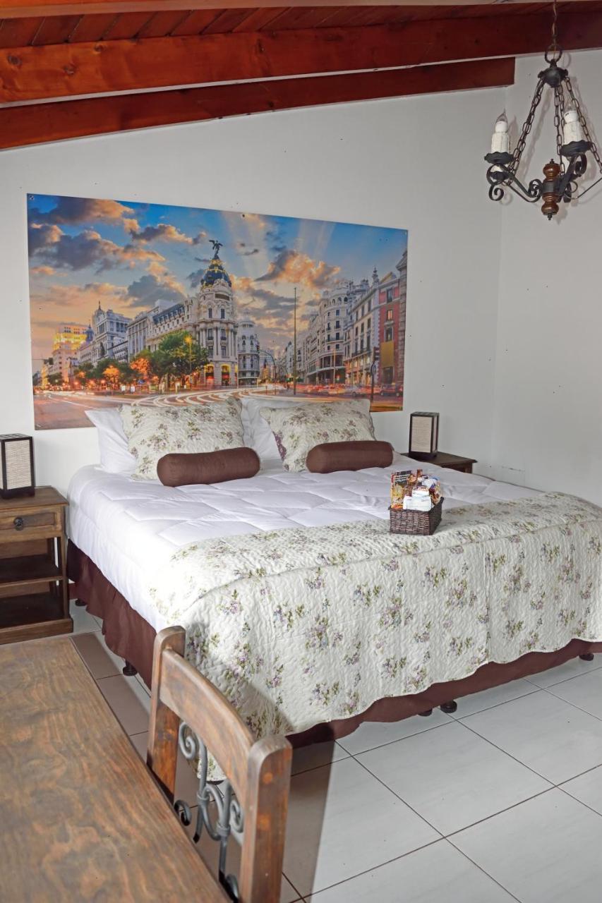 Oh Espana! Guatemala City Екстериор снимка